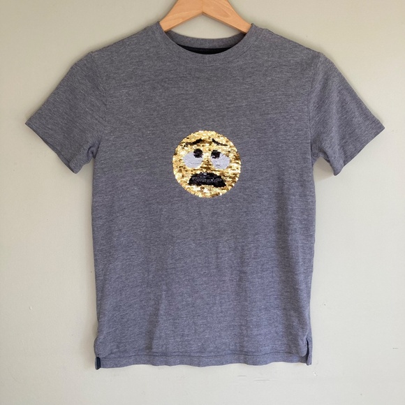 Cat & Jack Emoji Boys T-Shirt Size M (8-10) Grey with Sequin Smiley Face - Picture 4 of 5
